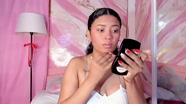 JessyZoe online show from November 7, 1:59 pm