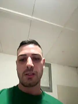 iltoscano95 online show from September 27, 8:26 pm