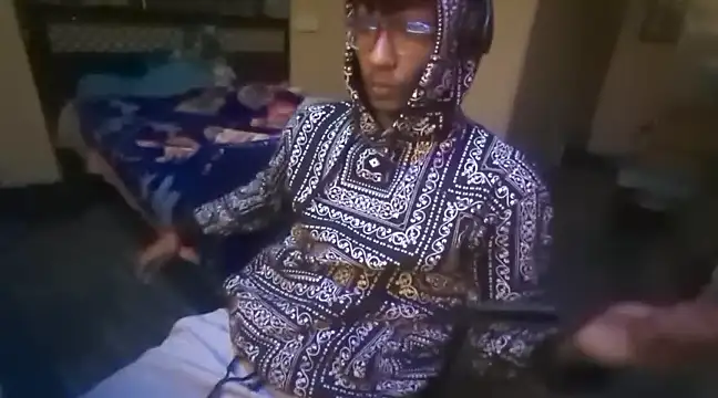 Snapshot of Mishhala chatting on December 9, 5:41 pm Mishhala online show from December 9, 5:41 pm