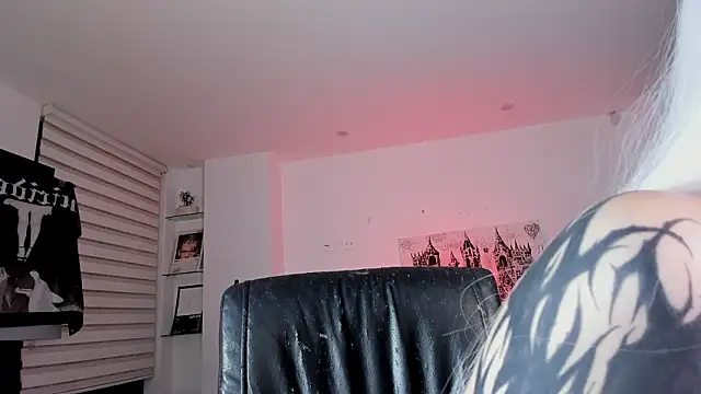 SophieHill gh online show from March 25, 2:44 am