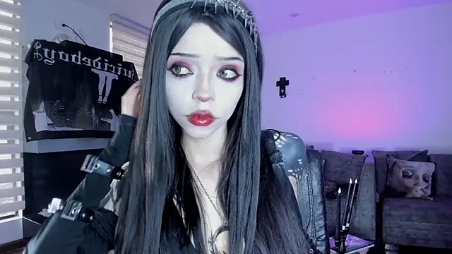 SophieHill gh online show from April 5, 9:32 pm