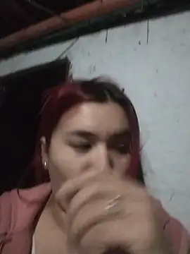 Snapshot of EmaGw chatting on November 12, 11:41 pm EmaGw online show from November 12, 11:41 pm