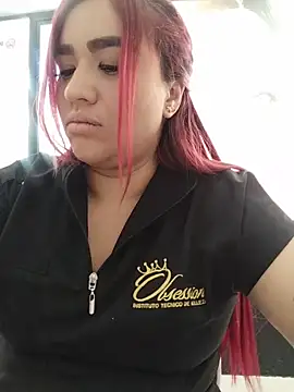 Snapshot of EmaGw chatting on November 29, 2:39 pm EmaGw online show from November 29, 2:39 pm