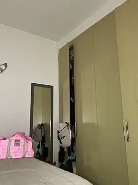 dakota le online show from February 19, 1:51 am