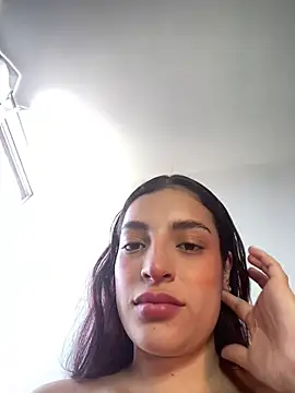 dakota le online show from April 9, 1:28 pm