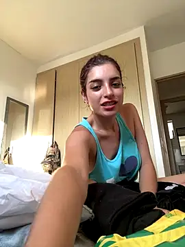 dakota le online show from December 19, 9:39 pm