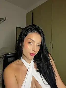 dakota le online show from March 11, 11:47 pm