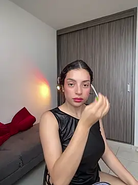dakota le online show from May 13, 12:01 pm