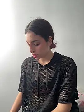 dakota le online show from March 24, 1:11 pm