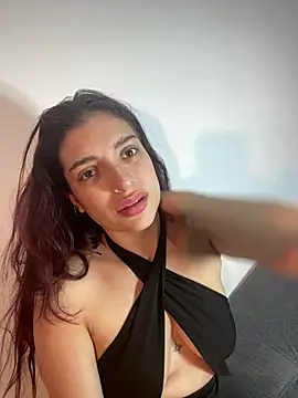 dakota le online show from April 1, 2:35 am