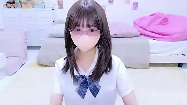 Snapshot of chihiro_ri chatting on June 10, 11:11 am chihiro ri online show from June 10, 11:11 am