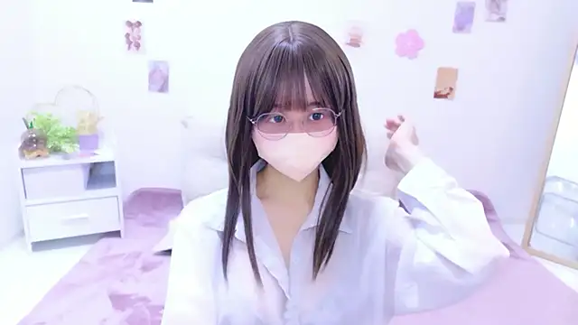 Snapshot of chihiro_ri chatting on June 2, 10:04 am chihiro ri online show from June 2, 10:04 am