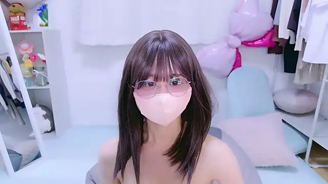 Snapshot of chihiro_ri chatting on May 31, 6:09 pm chihiro ri online show from May 31, 6:09 pm