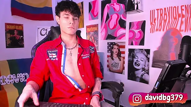 Snapshot of cinnamon_boyxxx chatting on March 2, 1:47 am cinnamon boyxxx online show from March 2, 1:47 am