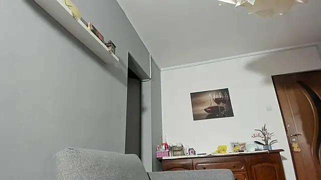 Snapshot of SexxyMeriem chatting on October 9, 6:47 am SexxyMeriem online show from October 9, 6:47 am