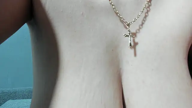 SexxyMeriem online show from December 5, 8:13 am