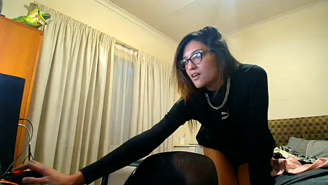 karmicQueen669 online show from July 30, 6:29 pm