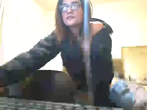 karmicQueen669 online show from July 22, 12:01 am