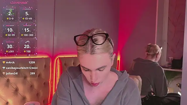 DanielPaige  online show from February 6, 7:18 pm