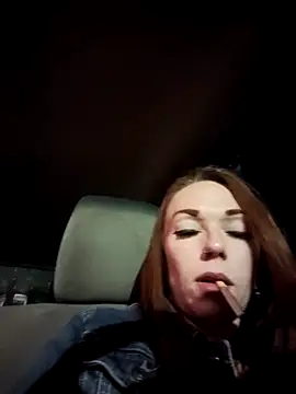 Genevieve143 online show from November 1, 4:19 am