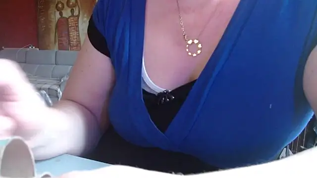 cruellaculdenfer67 online show from December 2, 8:38 am