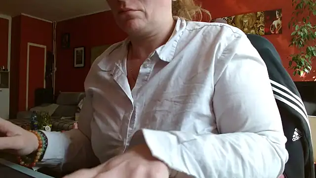 cruellaculdenfer67 online show from March 23, 2:06 pm