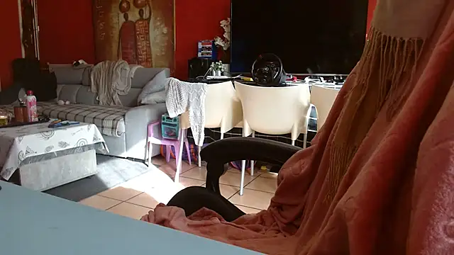 cruellaculdenfer67 online show from February 25, 1:44 pm