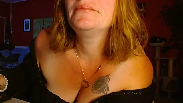 cruellaculdenfer67 online show from June 3, 8:57 pm