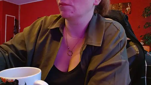 cruellaculdenfer67 online show from November 18, 8:06 am