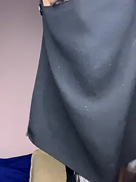 Jumanaa online show from December 4, 7:57 pm