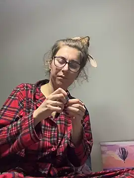 Snapshot of ur_pleasure_ chatting on December 7, 7:38 pm ur pleasure online show from December 7, 7:38 pm