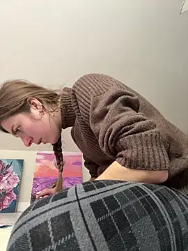 Snapshot of ur_pleasure_ chatting on February 18, 1:55 pm ur pleasure online show from February 18, 1:55 pm