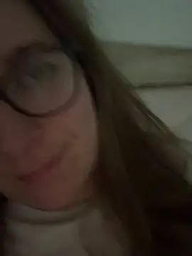 Snapshot of ur_pleasure_ chatting on March 15, 9:49 pm ur pleasure online show from March 15, 9:49 pm