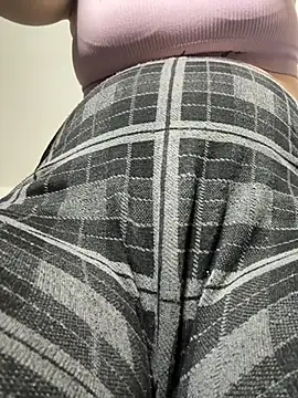 Snapshot of ur_pleasure_ chatting on February 5, 8:46 pm ur pleasure online show from February 5, 8:46 pm