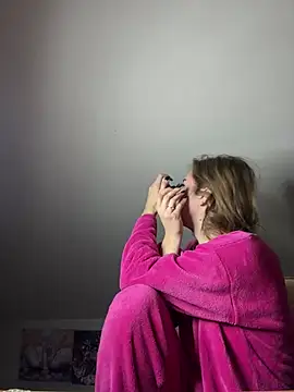 Snapshot of ur_pleasure_ chatting on January 12, 8:25 pm ur pleasure online show from January 12, 8:25 pm