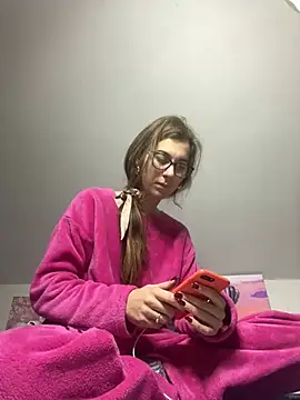 Snapshot of ur_pleasure_ chatting on December 13, 9:09 pm ur pleasure online show from December 13, 9:09 pm