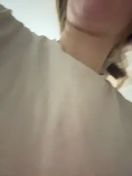 Snapshot of ur_pleasure_ chatting on February 14, 8:15 pm ur pleasure online show from February 14, 8:15 pm