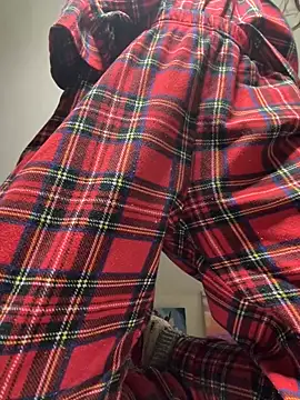 Snapshot of ur_pleasure_ chatting on December 5, 9:22 pm ur pleasure online show from December 5, 9:22 pm