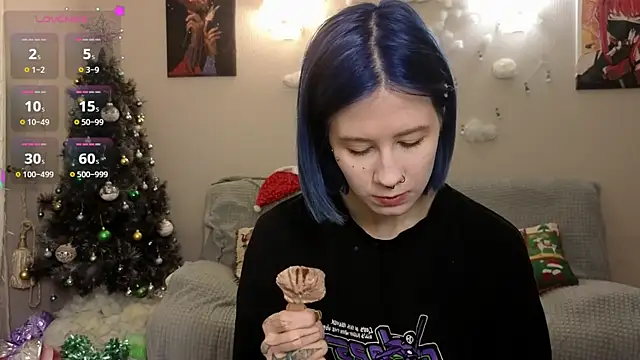 Snapshot of christy_memeow chatting on December 21, 5:39 pm christy memeow online show from December 21, 5:39 pm