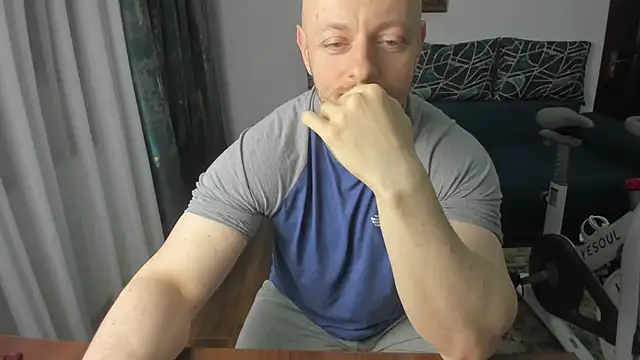 xxxWildxThoughtsxxx online show from February 6, 2:11 am