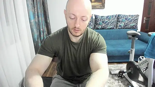 xxxWildxThoughtsxxx online show from February 14, 12:09 am