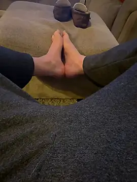 Feettlover69 online show from March 4, 9:22 pm
