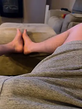 Feettlover69 online show from May 23, 7:57 pm