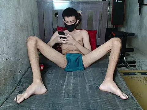 skinnyboy1000 online show from September 24, 5:08 pm