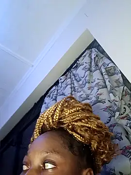 Midnight Clique  online show from November 17, 5:50 pm