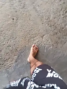 Din0071 online show from February 4, 4:39 pm