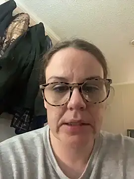 Snapshot of velvetta_ chatting on November 24, 5:46 pm velvetta online show from November 24, 5:46 pm