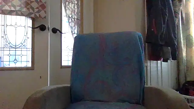 Snapshot of velvetta_ chatting on October 9, 5:57 pm velvetta online show from October 9, 5:57 pm