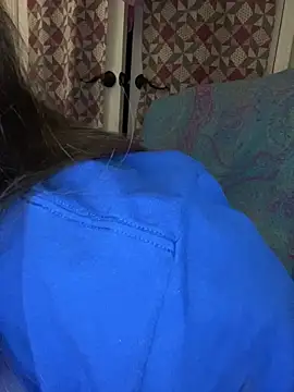 Snapshot of velvetta_ chatting on December 21, 4:14 am velvetta online show from December 21, 4:14 am