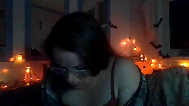 Snapshot of velvetta_ chatting on October 29, 4:11 am velvetta online show from October 29, 4:11 am